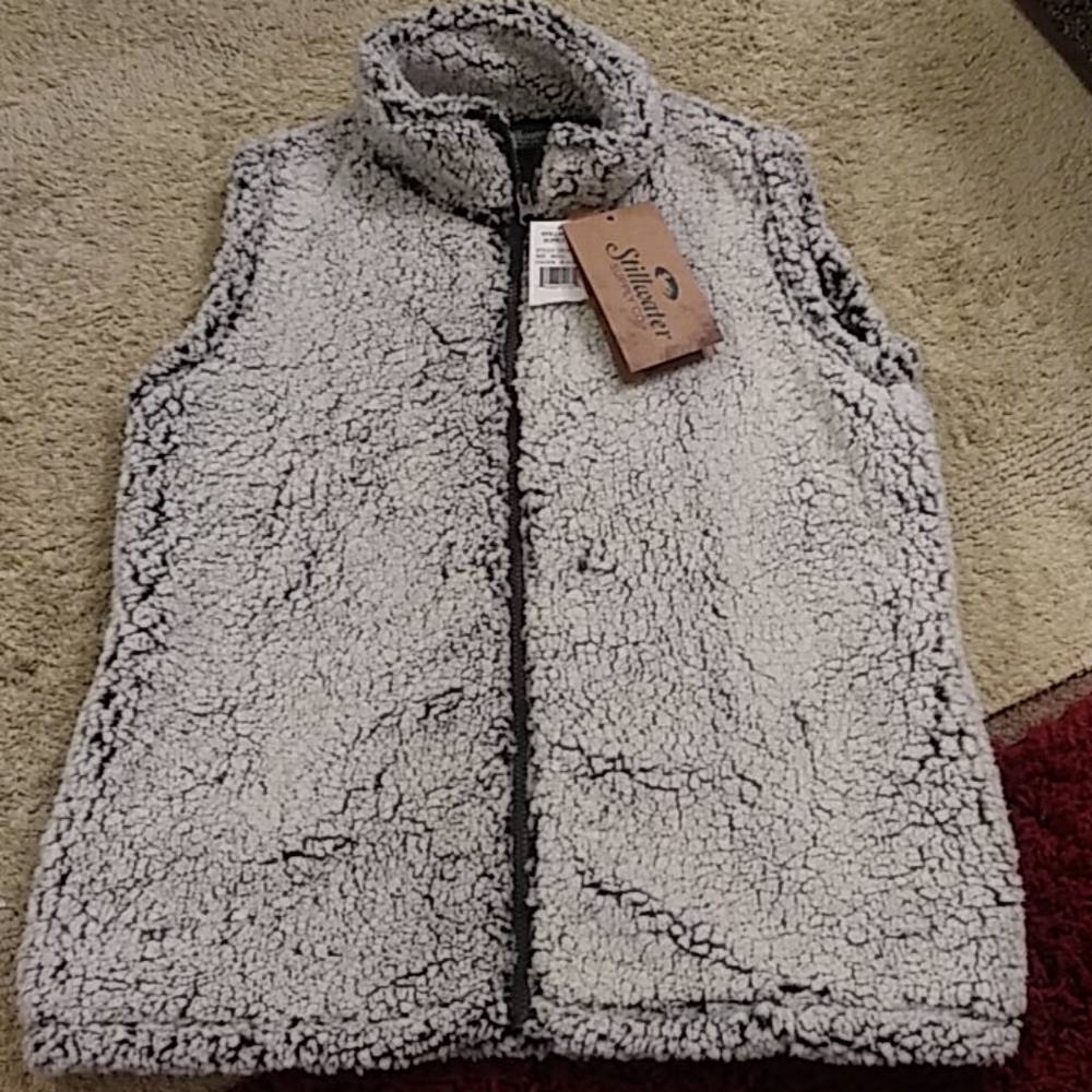 Stillwater fuzzy vest